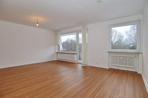 Wohn-&Schlafzimmer (2) - 