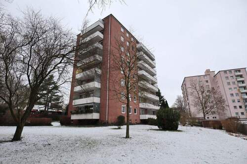 Außen Seite - 1 Zimmer Etagenwohnung in Bad Oldesloe