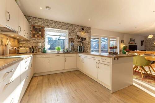 Küche - Doppelhaushälfte mit 172,00 m&sup2; in Hamdorf zum Kaufen