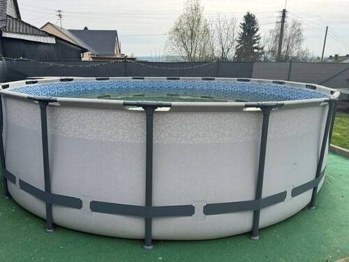 Swimming-Pool - 