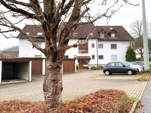 Hof mit Spielmöglichkeit - 