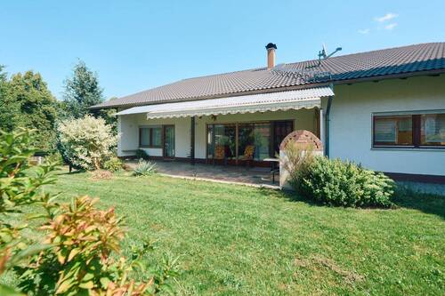 Objektansicht - 6 Zimmer Einfamilienhaus zum Kaufen in Vöhringen