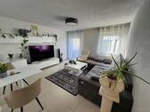 Wohn- und Esszimmer mit Balkon Nr. 1 - 3 Zimmer Etagenwohnung in Weingarten