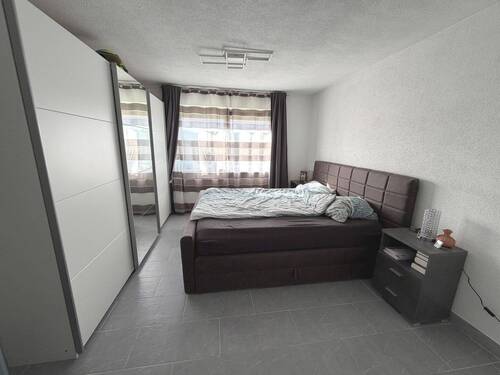 Schlafzimmer Nr. 1 - Etagenwohnung mit 71,10 m&sup2; in Weingarten zum Kaufen
