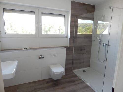 Badezimmer Bild 1 - 
