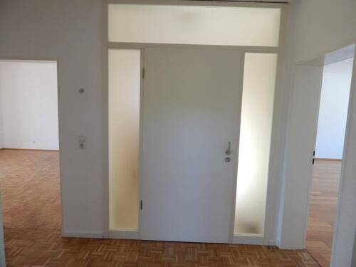 Wohnungstuer - 3 Zimmer Etagenwohnung in Trier