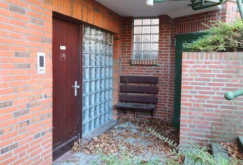 Eingang Praxis - 5 Zimmer Einfamilienhaus in Kaltenkirchen