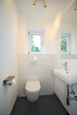 Gäste-WC im EG - 