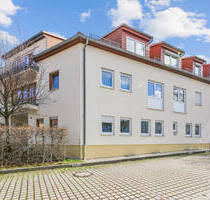 Hell & barrierefrei: Stilvolles 7-Zi.-Gewerbe in Neustadt (Sa) als Büro, Praxis o. Studio mietbar!