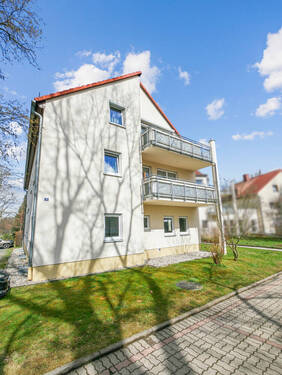 Außenansicht 3 - Büro mit 120,60 m&sup2; in Neustadt zur Miete