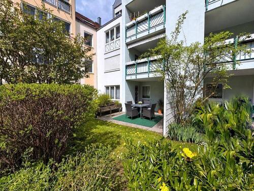 Gartenbereich - 3 Zimmer Etagenwohnung zum Kaufen in Neu-Ulm