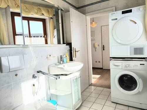 OG: Badezimmer - 