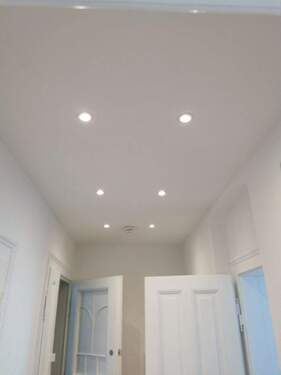 Flur mit LED-Spots - 