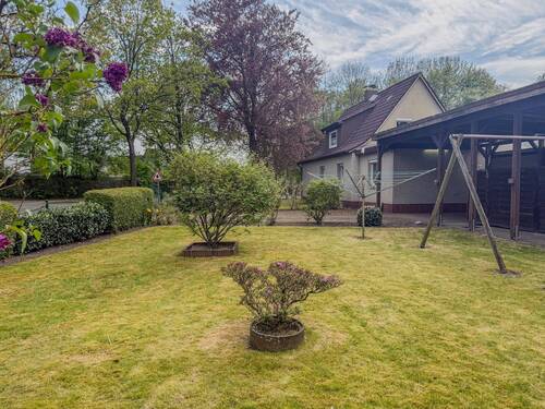 Garten - 4 Zimmer Einfamilienhaus zum Kaufen in Rellingen
