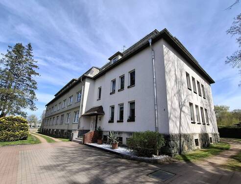 Ansicht Eingang.jpg - 1 Zimmer Mehrfamilienhaus, Wohnhaus zum Kaufen in Jahnsdorf