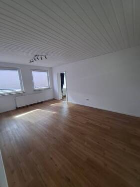 20260409_112845.jpg - Etagenwohnung mit 120,00 m&sup2; in Altenkirchen (Westerwald) zur Miete