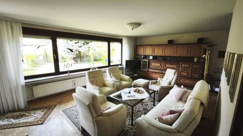 Wohnzimmer / Blick in den Garten - 