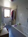 Das Bad DG - 7 Zimmer Einfamilienhaus zum Kaufen in Wertheim-Bettingen