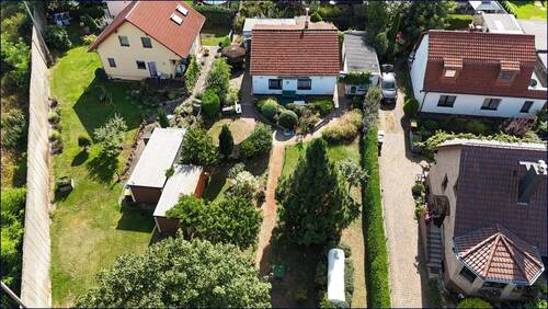 Grundstück von oben - Einfamilienhaus mit 75,00 m² in Berlin zum Kaufen