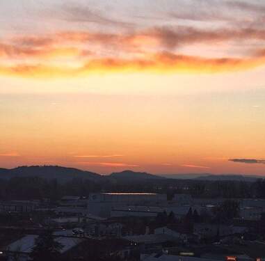 IMG-20260302-WA0019.jpg - Ein Zuhause mit Weitblick - 2,5-Zimmer-Wohnung im 10. OG mit traumhafter Aussicht auf die Hegau-Berge