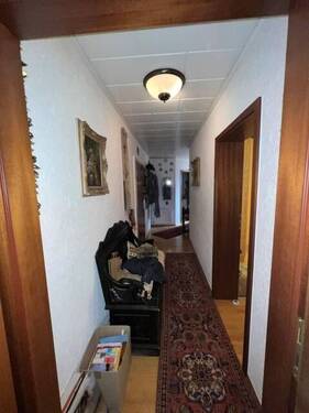 4 Flur - Etagenwohnung mit 83,00 m&sup2; in Friedberg zum Kaufen