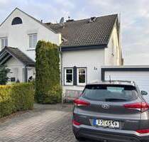 Ihr Traum vom Eigenheim in Künzell: Top gepflegte Doppelhaushälfte mit Garten und Garage