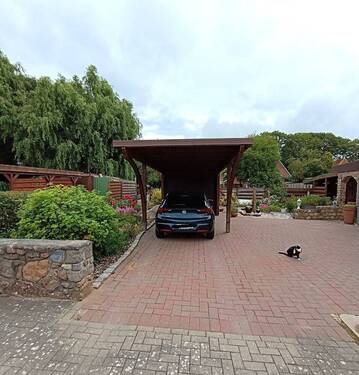 Auffahrt 1 - 7 Zimmer Reihenendhaus in Marne