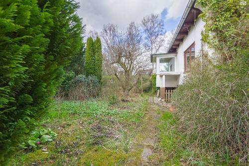 Seitliche Hausansicht - 