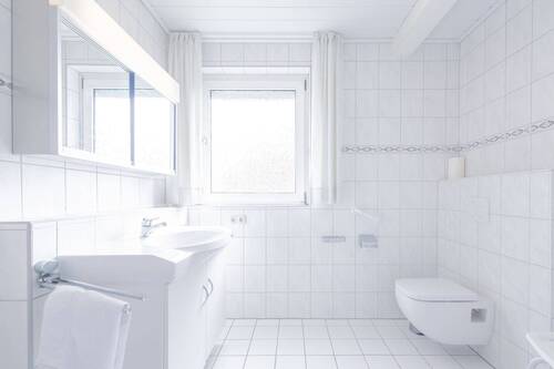 Duschbad Erdgeschoss - 