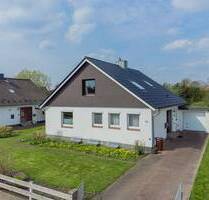 Gepflegtes Einfamilienhaus mit Keller u. Garage in ruhiger, familienfreundlicher Lage von Büdelsdorf