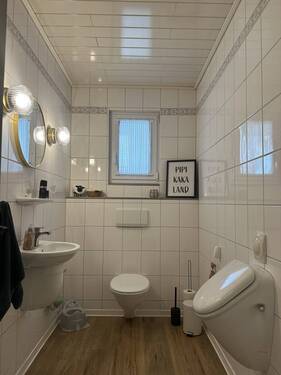 Gäste- WC - Einfamilienhaus mit 199,90 m&sup2; in Ostrhauderfehn zum Kaufen