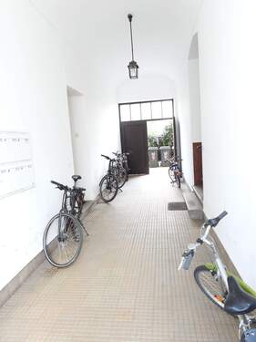 DSCN6218.JPG - 6 Zimmer Etagenwohnung zum Kaufen in Nürnberg