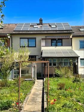 Hausansicht Garten - 