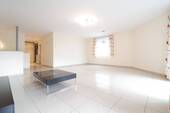 Wohnzimmer Ansicht I - EG - 8 Zimmer Mehrfamilienhaus, Wohnhaus zum Kaufen in Frankfurt am Main
