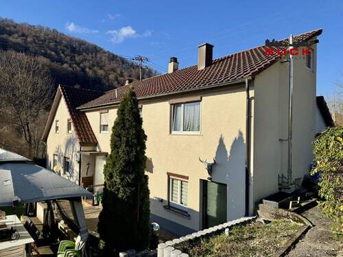 Hausansicht - 6 Zimmer Doppelhaushälfte zum Kaufen in Geislingen an der Steige