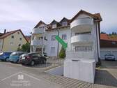 Gebäude - Schmucke 2-Zimmer-Erdgeschoss-Wohnung mit herrlichem Ausblick in DietfurtTöging