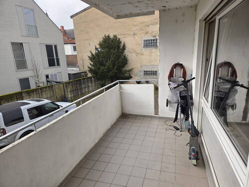 Bild 3 - 4 Zimmer Etagenwohnung in Hanau