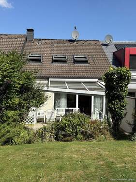 Rückansicht - Endlich Platz für die ganze Familie! Raumwunder in Heiligenhaus.