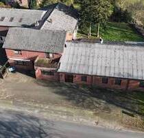 Ehemalige Gaststätte mit großzügigem Grundstück sowie über 1200m² Nutzfläche! - Großenrade