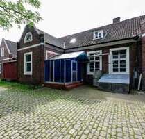 Eine Gelegenheit für Entwickler, Selbstständige...: Bahnhofsgebäude mit über 400 m² Nutzfläche - Westoverledingen Ihrhove