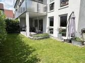 Südseite - Traumwohnung in Köngen: Hochwertige 4 Zimmer-Garten-Wohnung mit Terrasse, EBK und Carport!