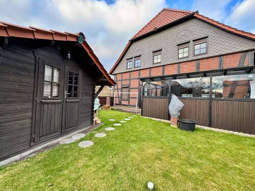 Gartenhäuschen - 