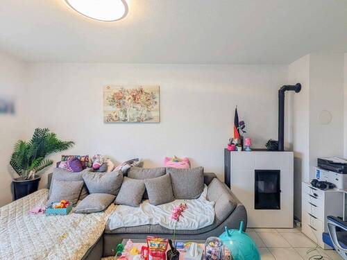 Wohnzimmer - 3 Zimmer Etagenwohnung in Auenwald / Lippoldsweiler