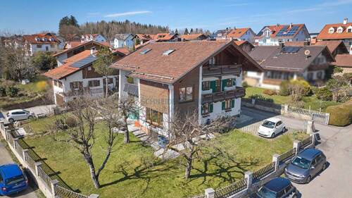 Gartenansicht - 9 Zimmer Mehrfamilienhaus, Wohnhaus zum Kaufen in Penzberg