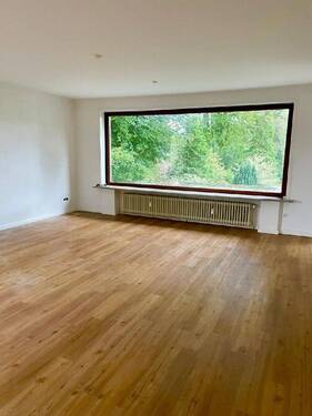 Wohnzimmer - 4 Zimmer Etagenwohnung in Hamburg / Rahlstedt