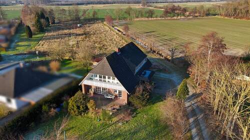 Luftansicht - 5 Zimmer Einfamilienhaus zum Kaufen in Loxstedt