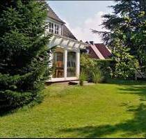 Solide gebautes Wohnhaus mit großem Grundstück - Wyk