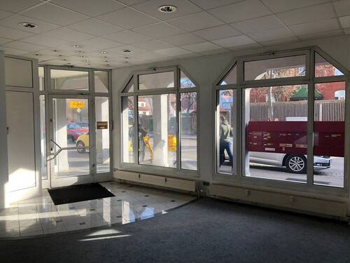 Ladenfläche - Ladenlokal in gut frequentierter Geschäftslage