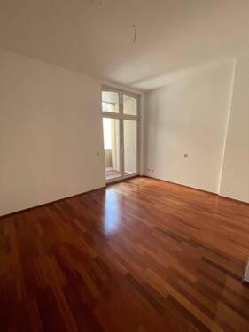 Schlafzimmer (1).JPG - 