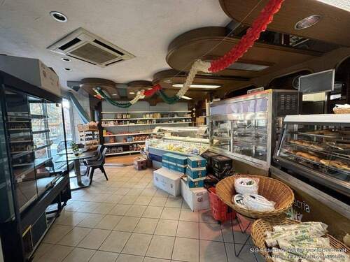 Laden im Vorderhaus - 1 Zimmer Mehrfamilienhaus, Wohnhaus in Pforzheim - Eutingen